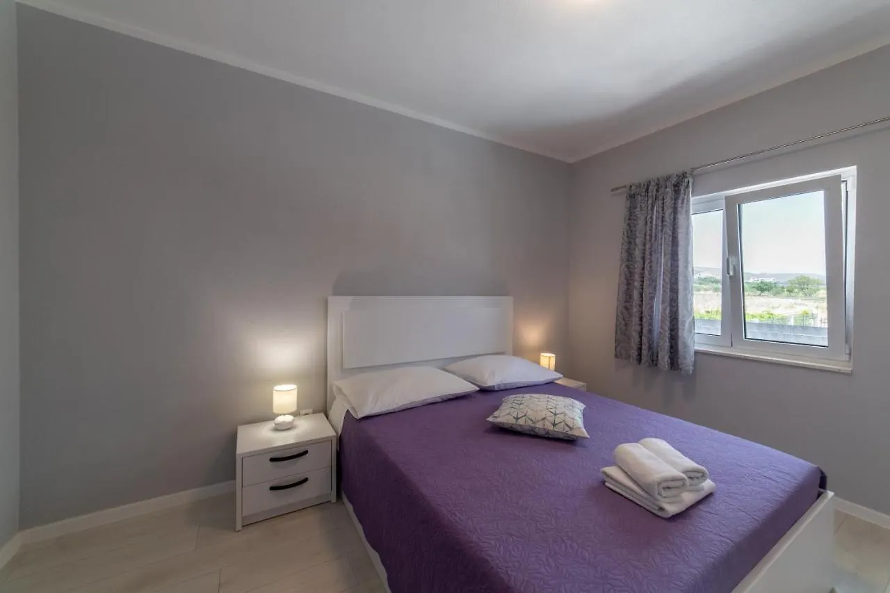 Villa Ban Trogir Apartment