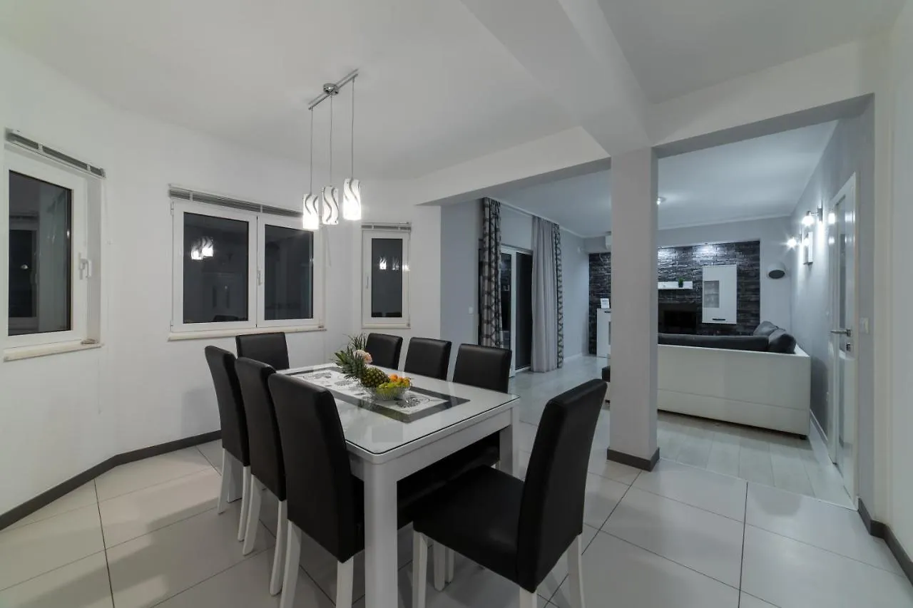 Villa Ban Trogir