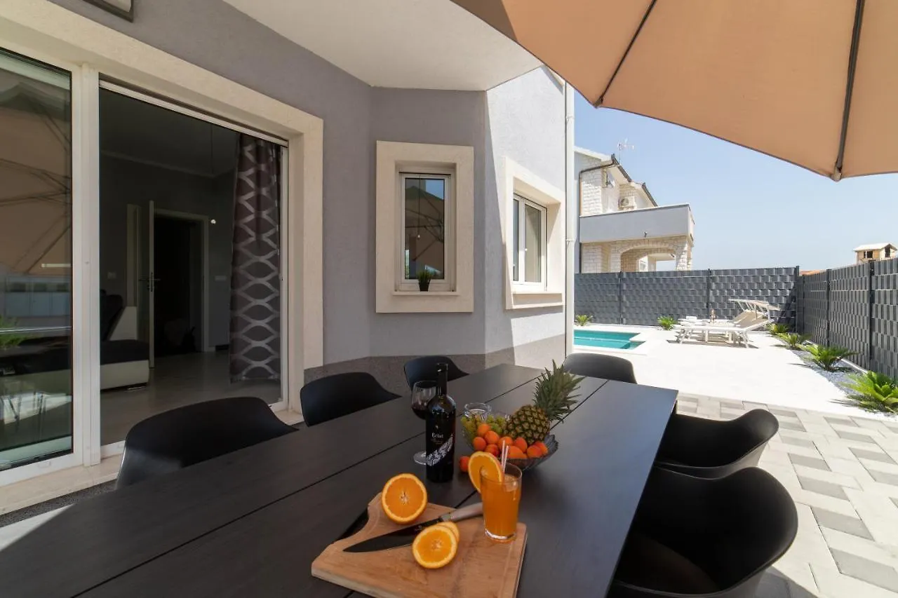 Villa Ban Trogir