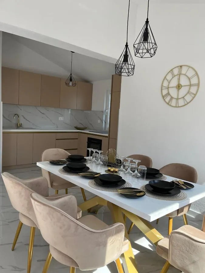Apartment Villa Ban Trogir