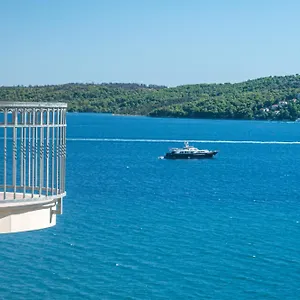 Apartments More Trogir